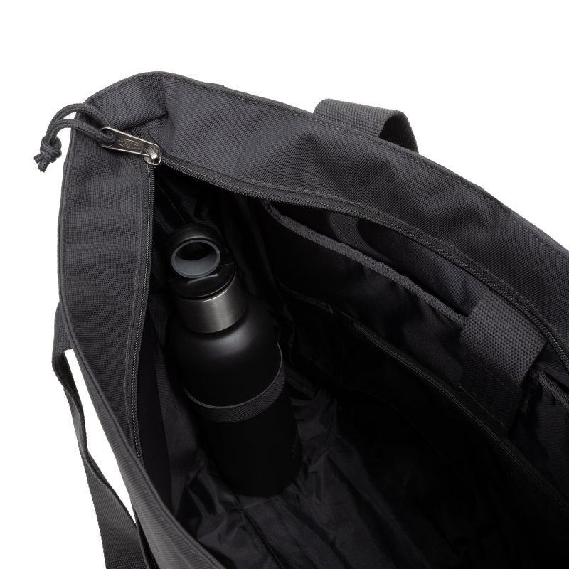 EASTPAK - CARRY TOTE BAG WASHED DARK